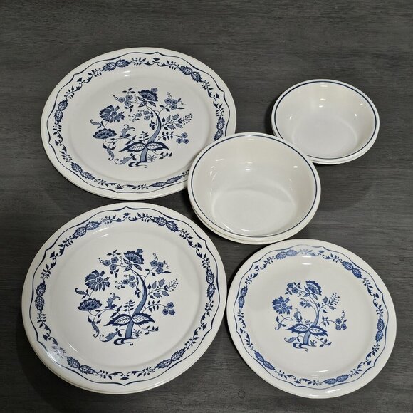 2 Corelle Blue Onion Floral Set tan plates & bowls 5-piece place setting - Picture 3 of 16